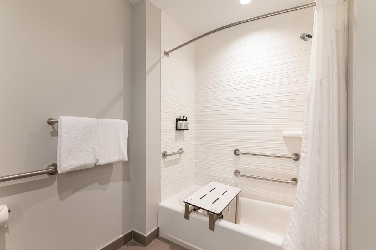 Avid Hotel Summerville By Ihg Ngoại thất bức ảnh