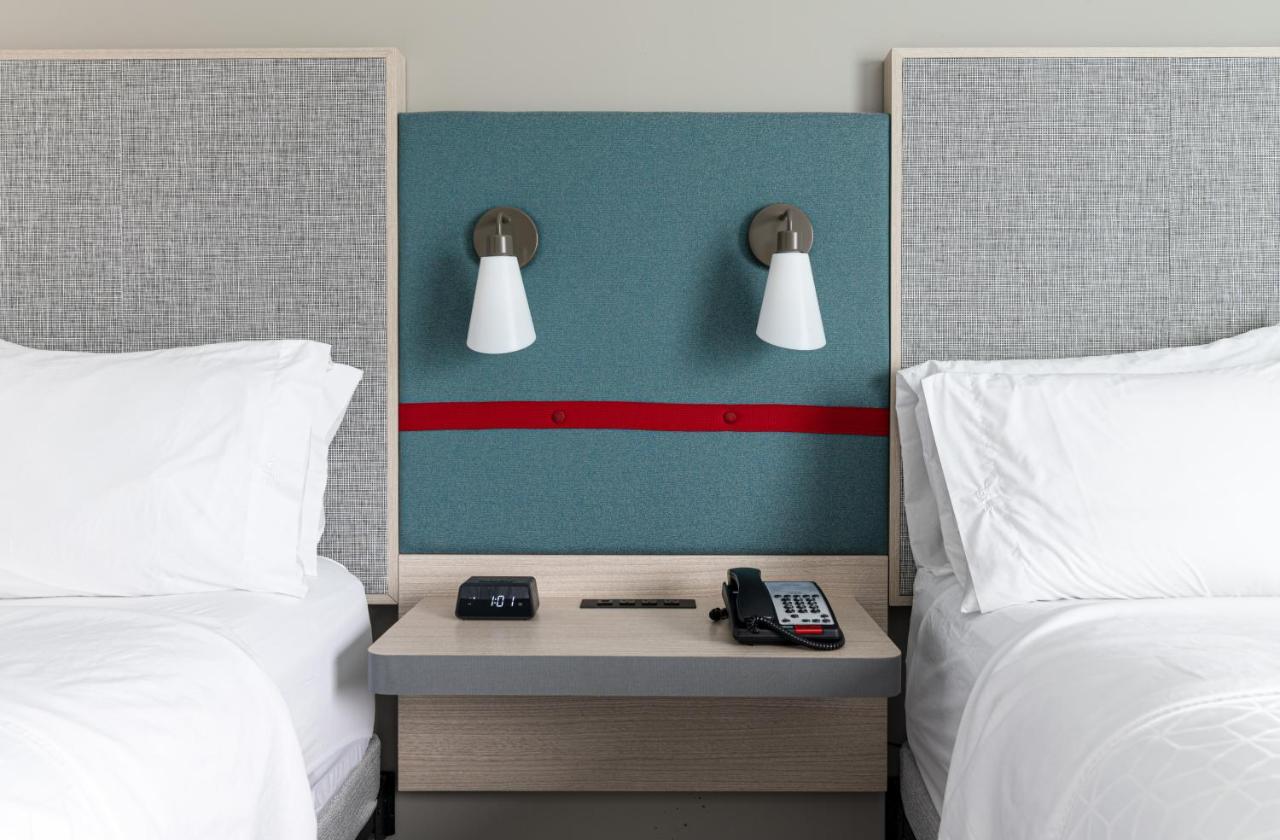 Avid Hotel Summerville By Ihg Ngoại thất bức ảnh